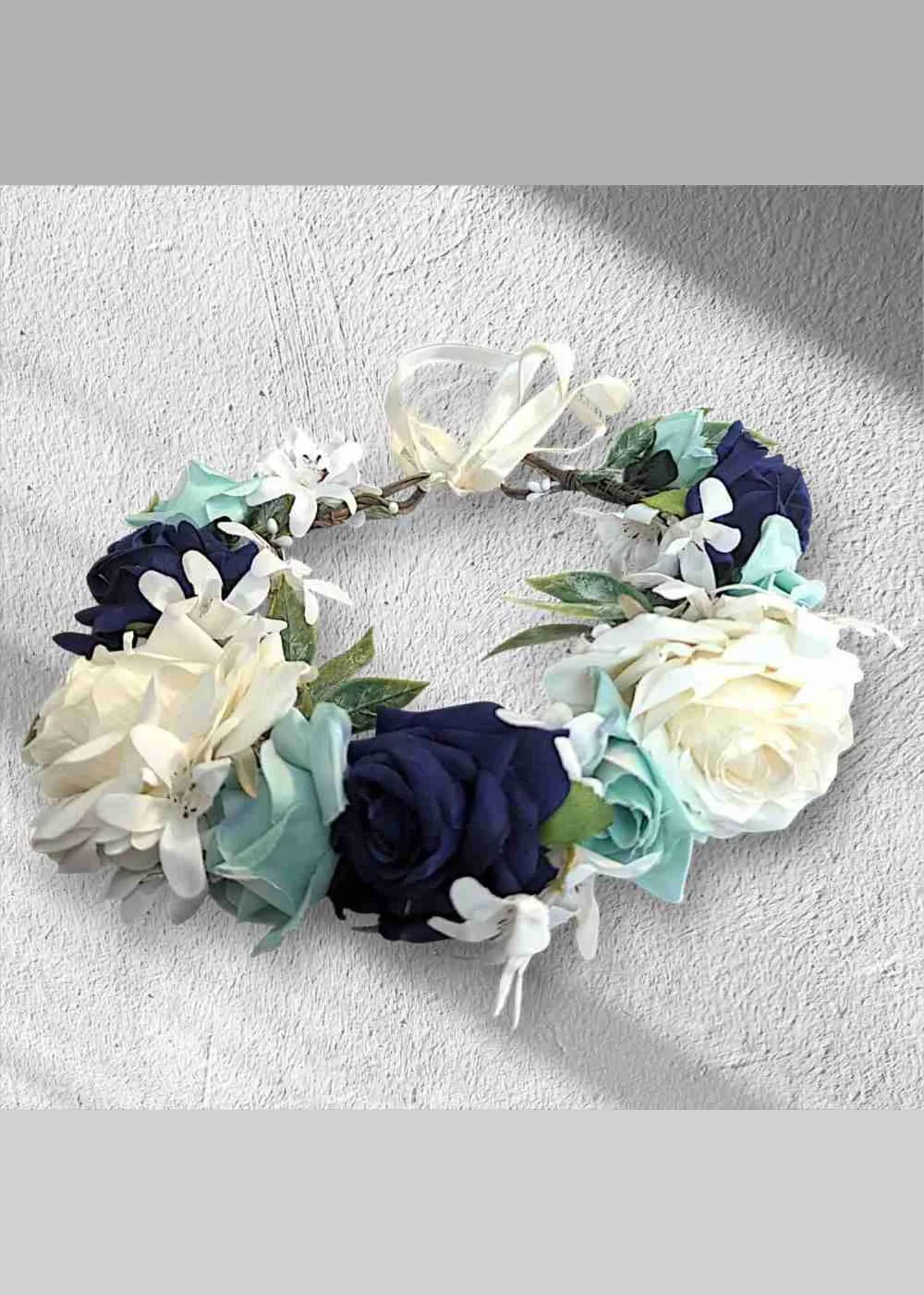 Flower Garland Light Blue, Navy and Ivory