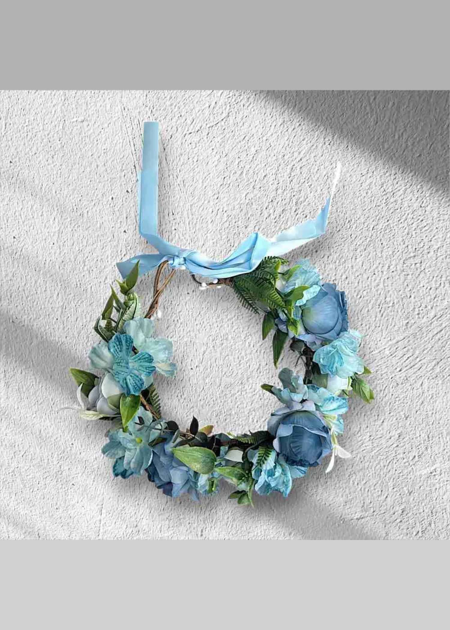 Flower Garland Dreamy Blues
