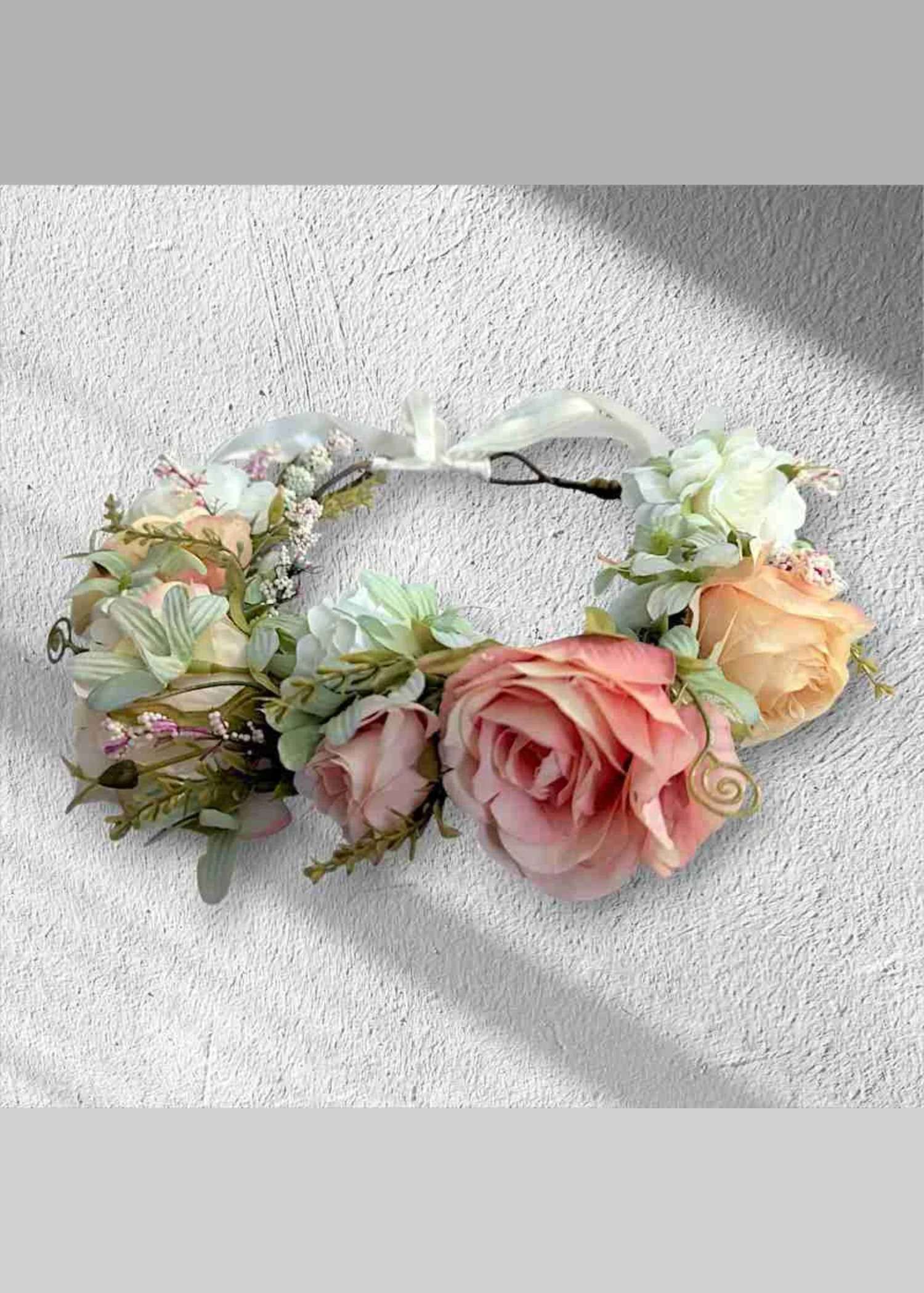 Flower Garland Soft Peaches
